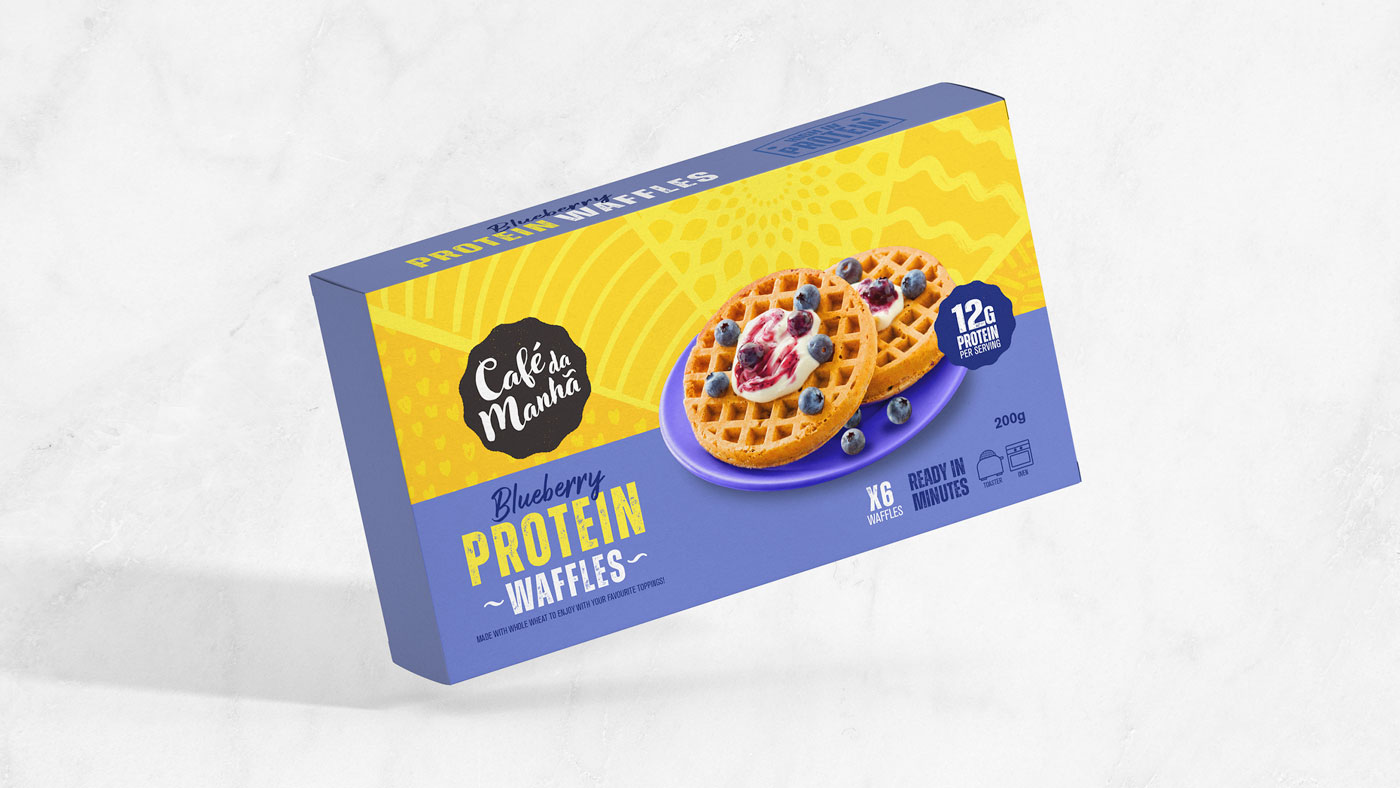 Café Da Manhã Blueberry Protein Waffles packaging 